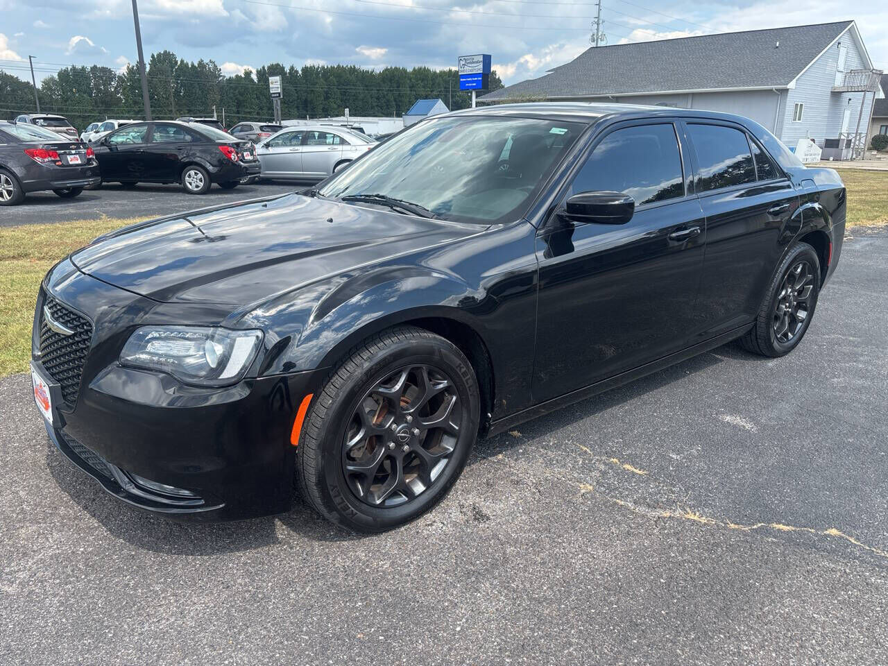 2019 CHRYSLER 300