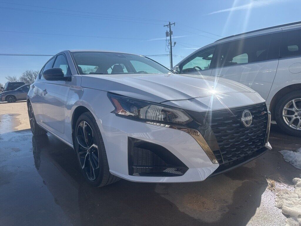2025 NISSAN Altima