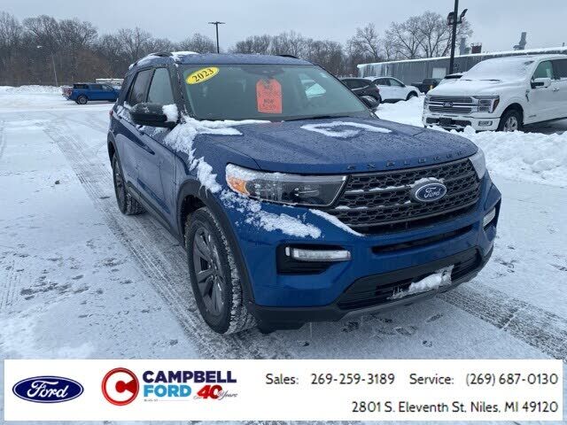 2023 FORD Explorer