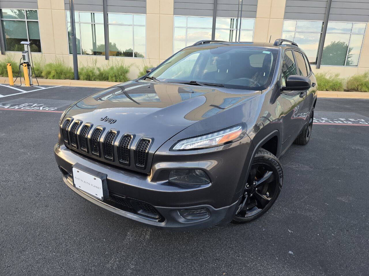 2017 JEEP Cherokee