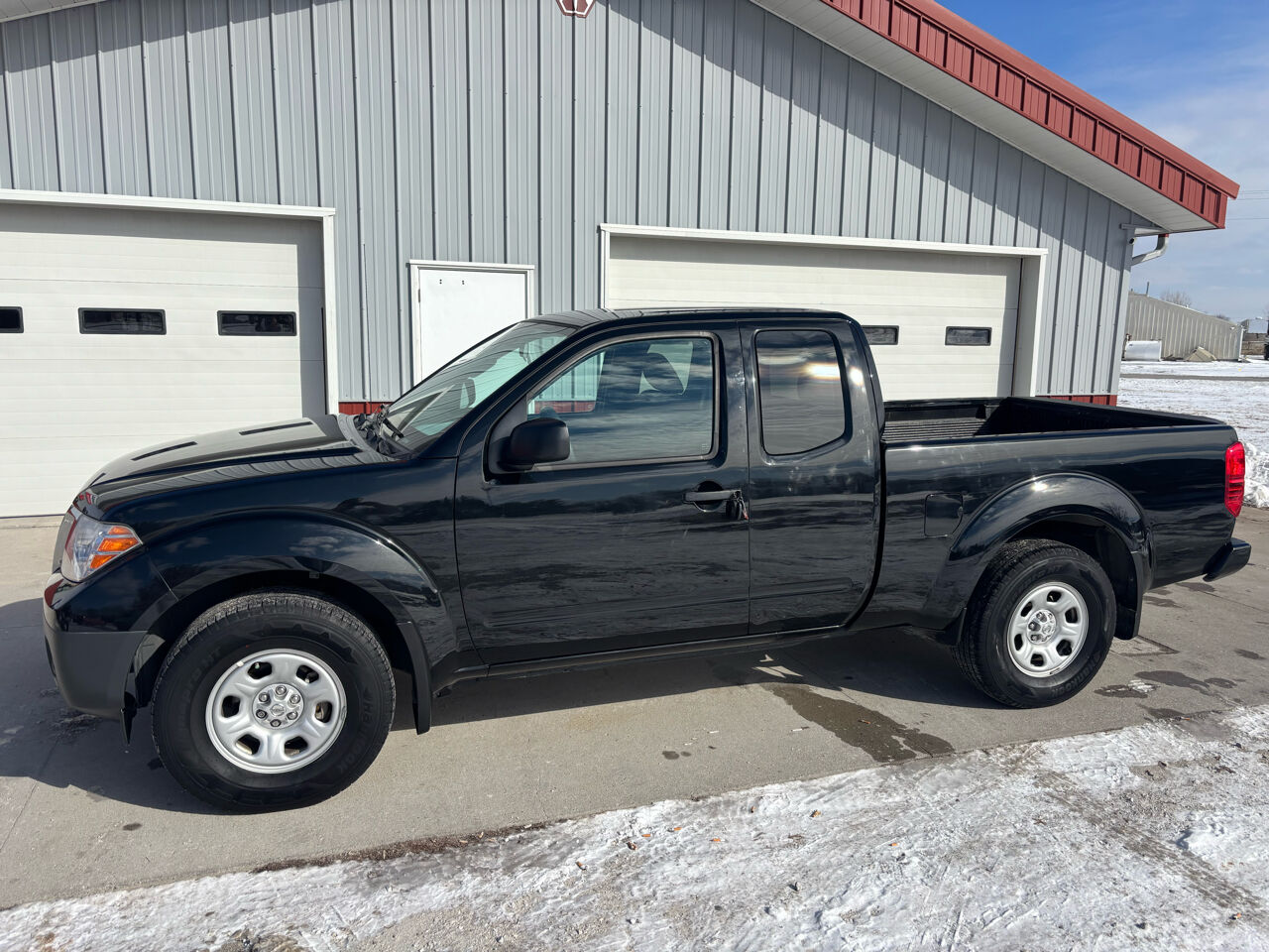 2021 NISSAN Frontier