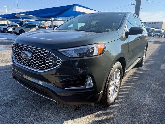2024 FORD Edge