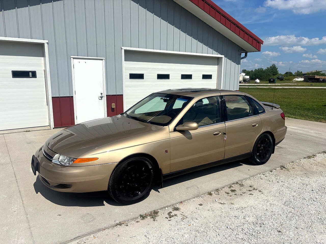 Saturn LS2