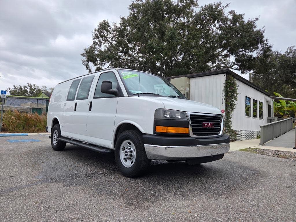 2014 GMC Savana