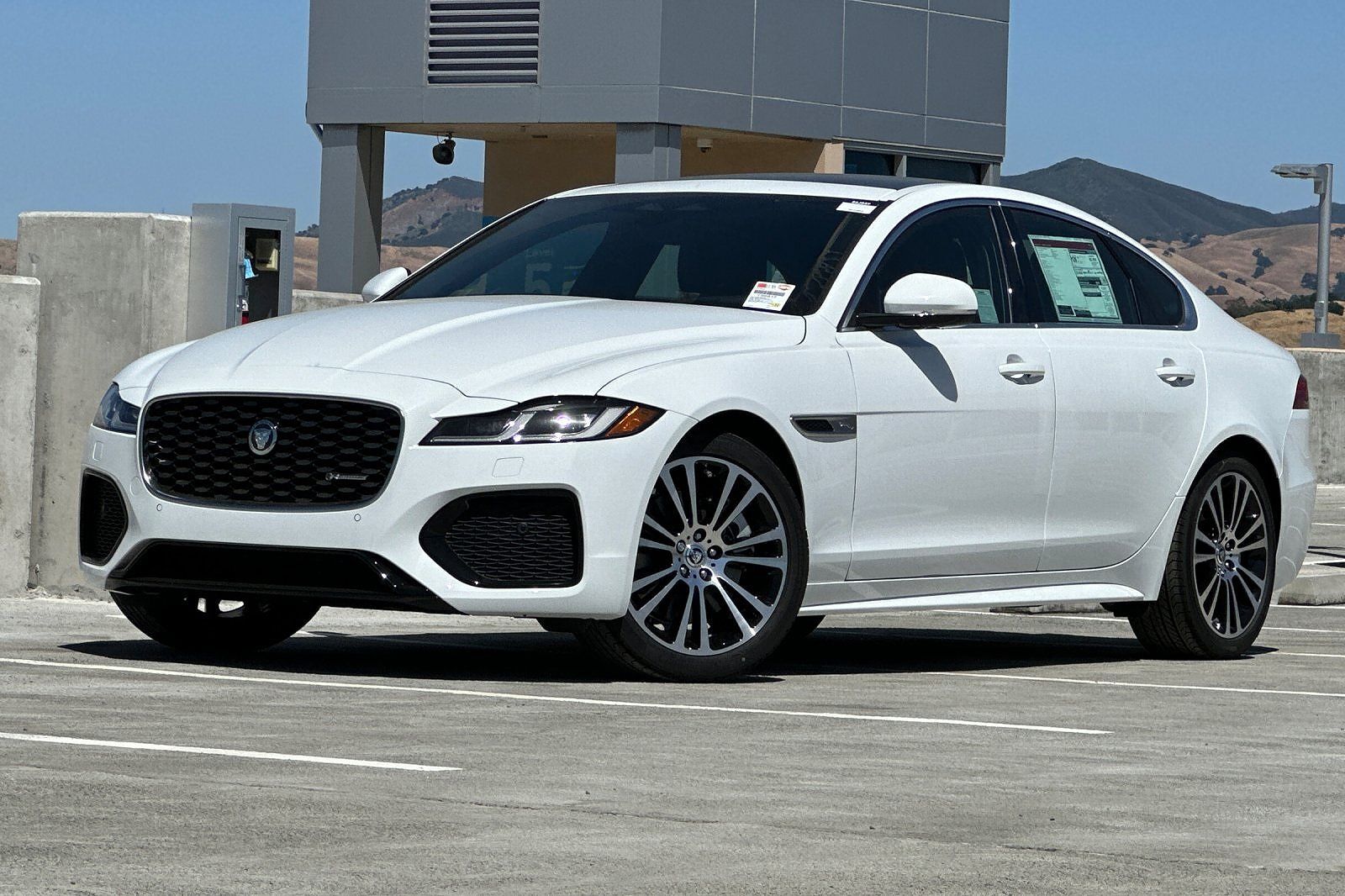 2024 JAGUAR XF