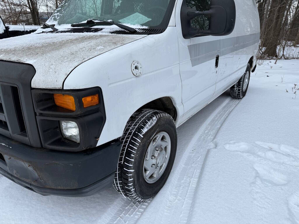 2010 FORD E-250