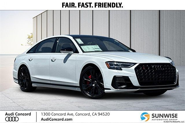2025 AUDI S8