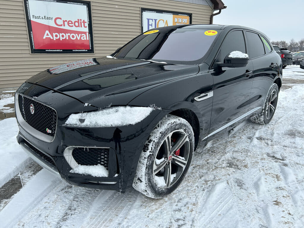 2019 JAGUAR F-Pace