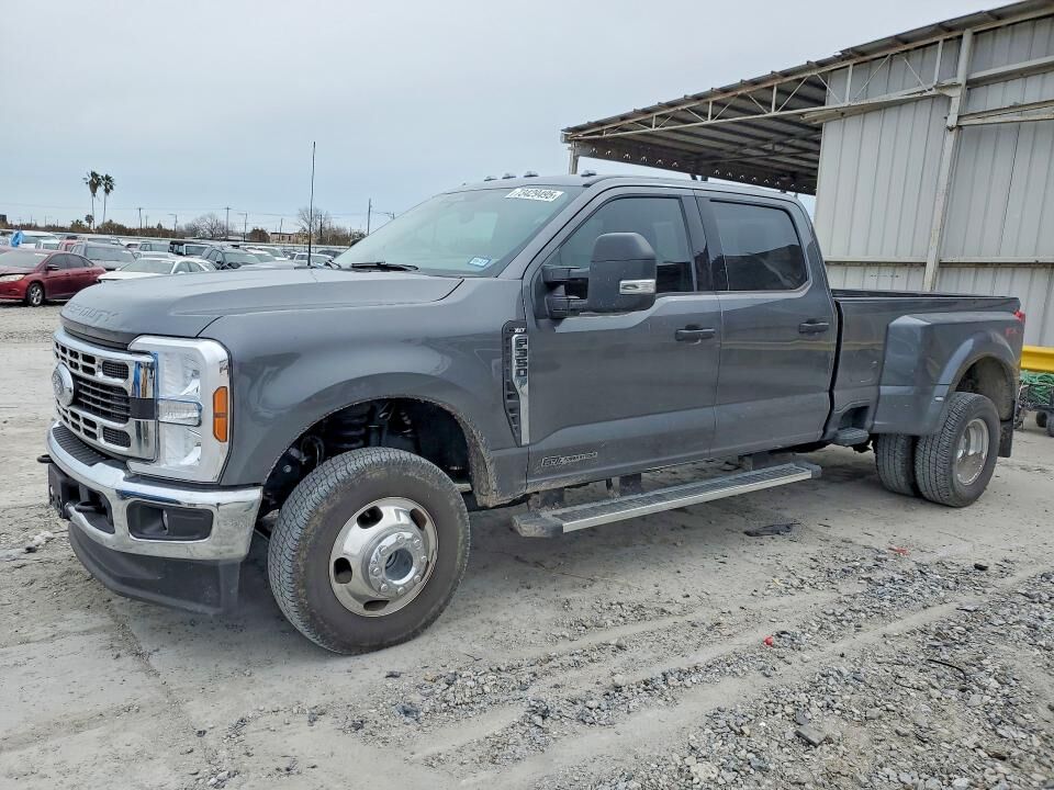 2025 FORD F-350