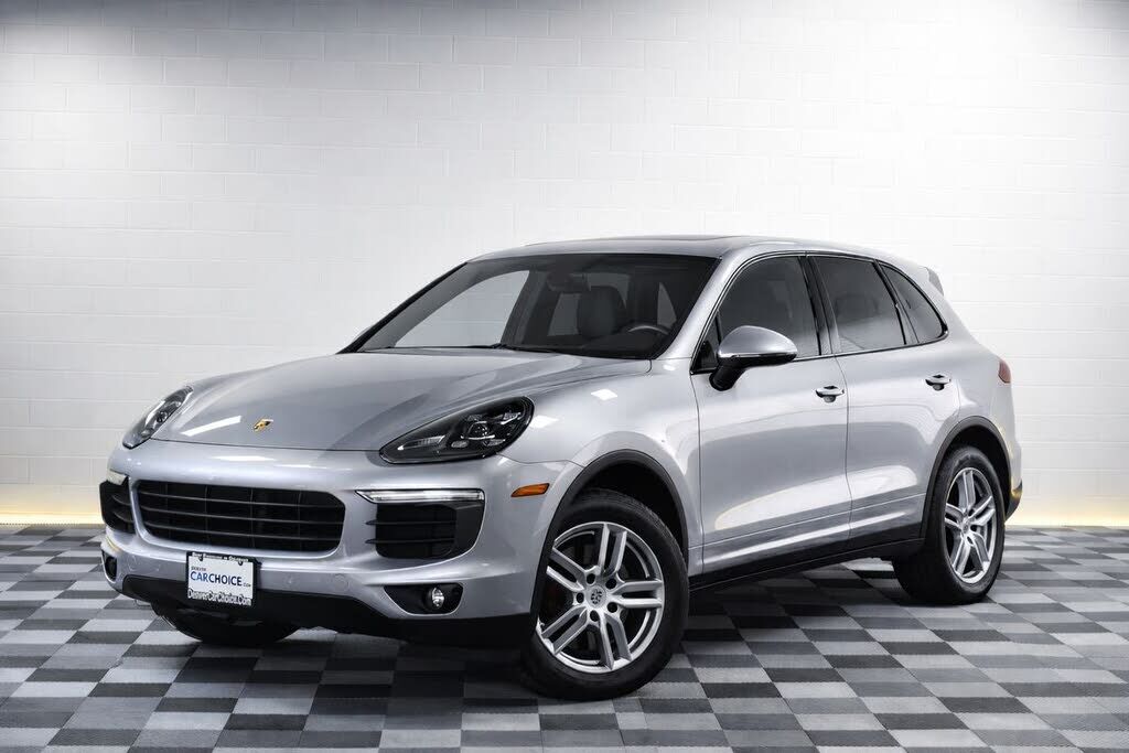 2016 PORSCHE Cayenne