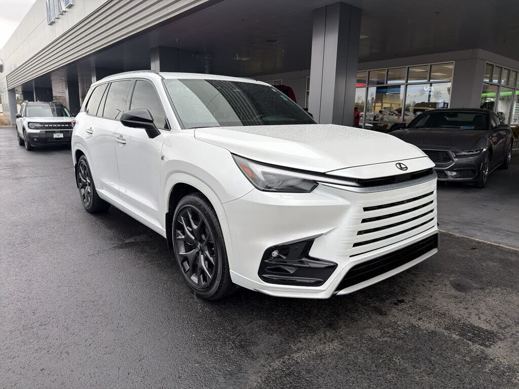 2025 LEXUS TX