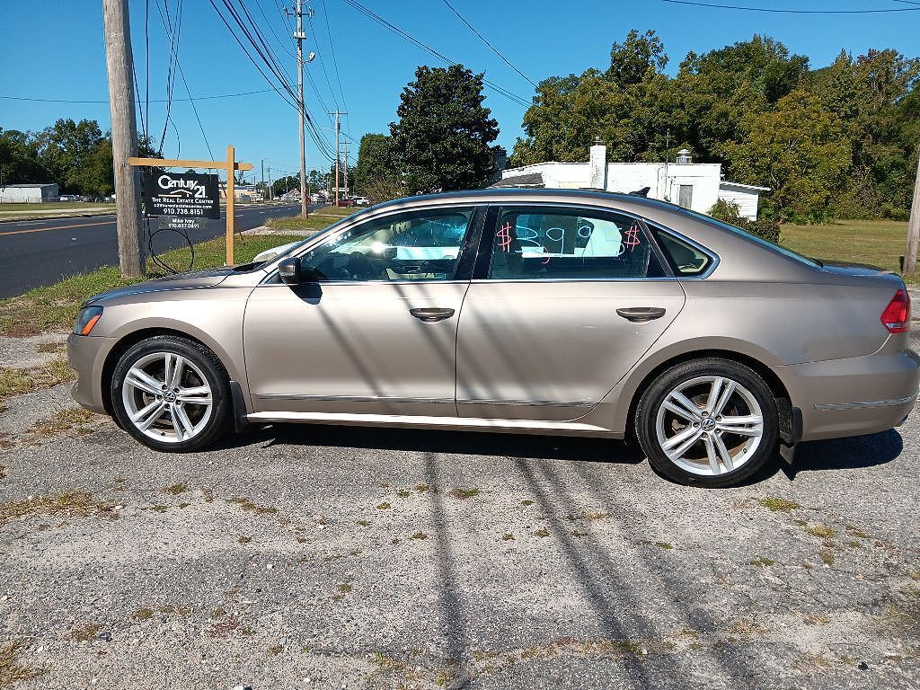 2015 VOLKSWAGEN Passat