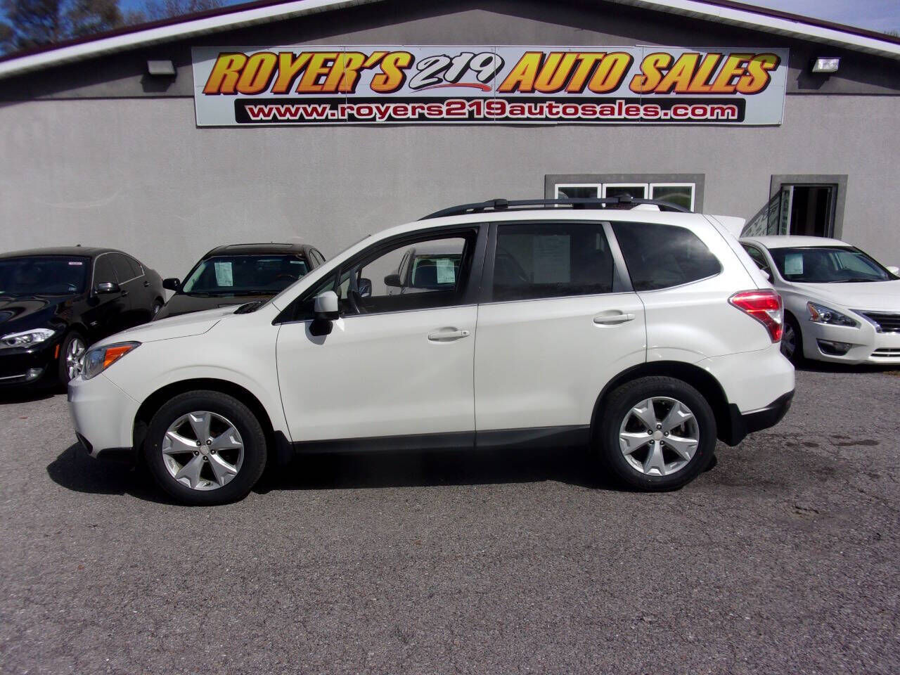 2016 SUBARU Forester