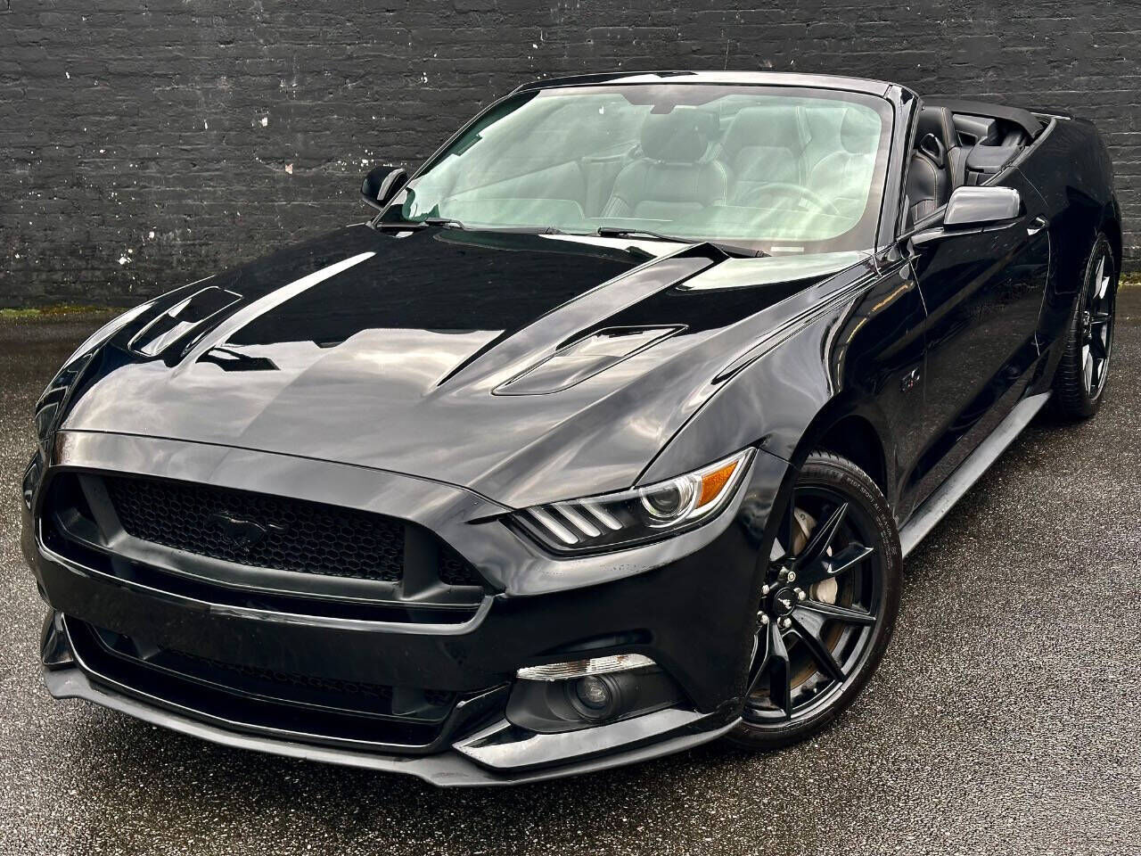 2017 FORD Mustang