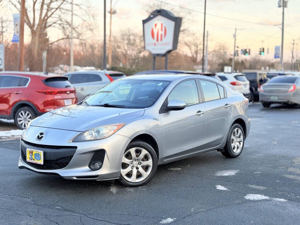 2013 MAZDA Mazda3