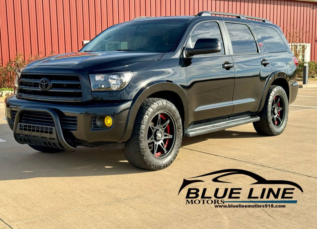 2013 TOYOTA Sequoia
