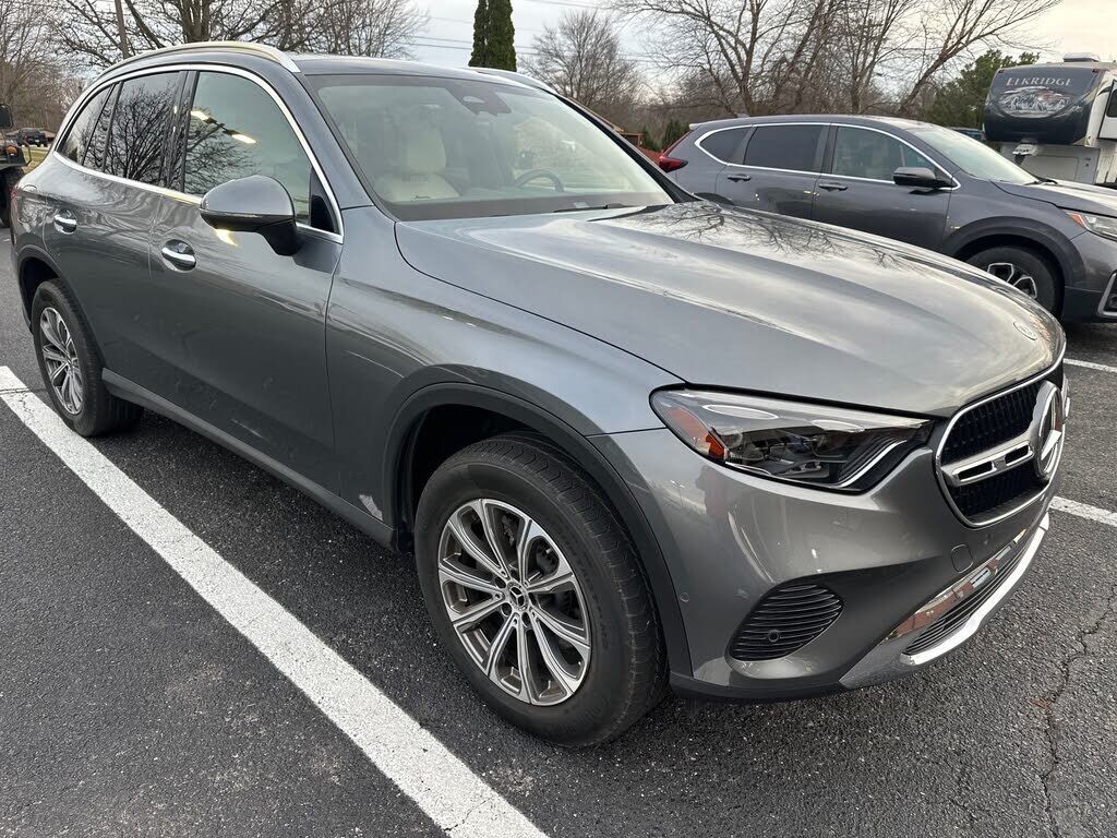 2023 MERCEDES-BENZ GLC-Class