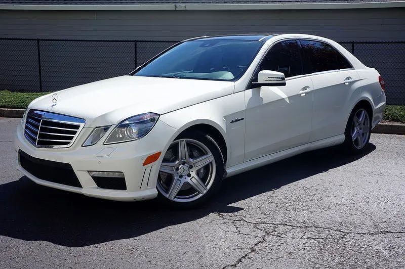 2011 MERCEDES-BENZ E-Class