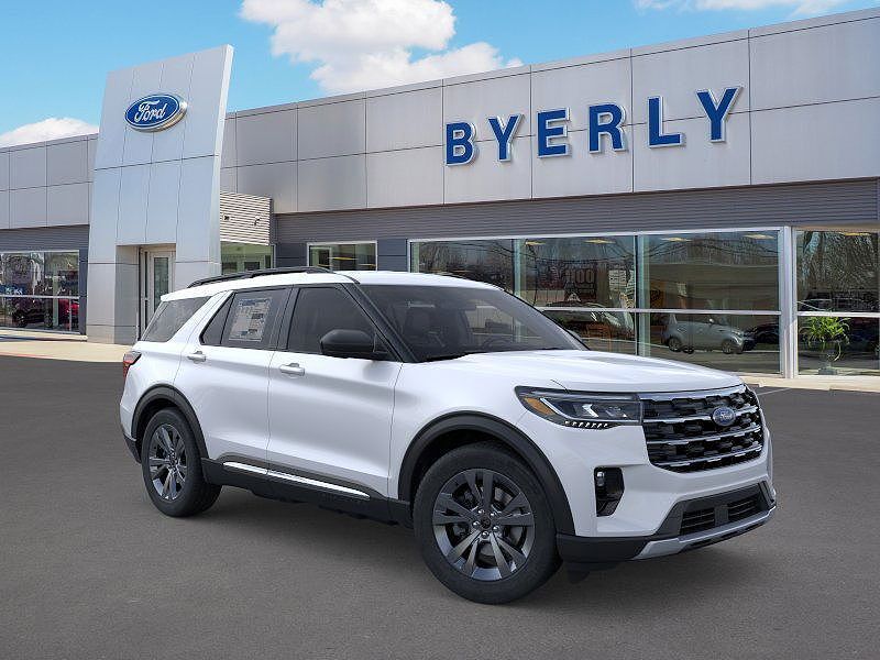2025 FORD Explorer