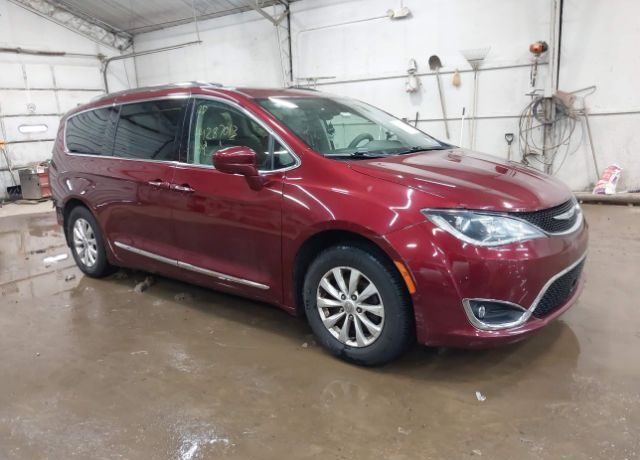 2019 CHRYSLER Pacifica
