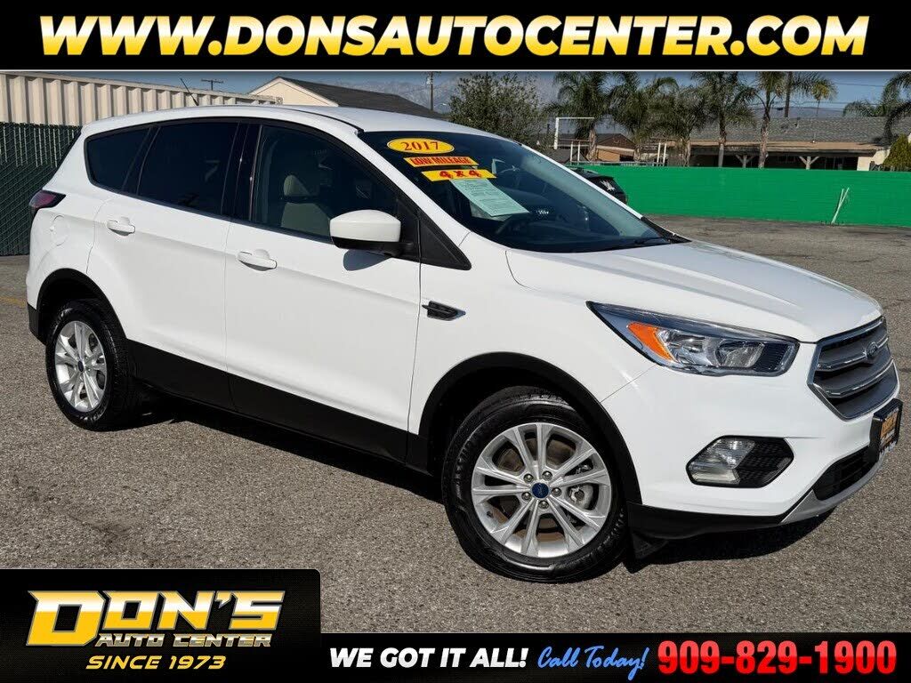 2017 FORD Escape