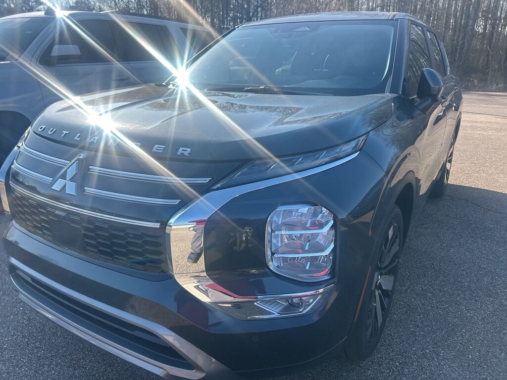 2026 MITSUBISHI Outlander