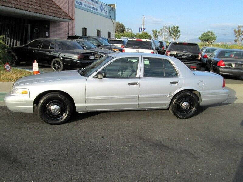 2011 FORD Crown Victoria
