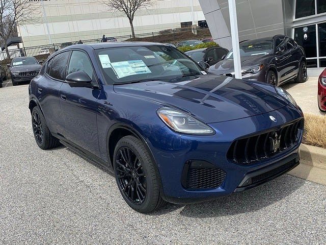 2025 MASERATI Grecale