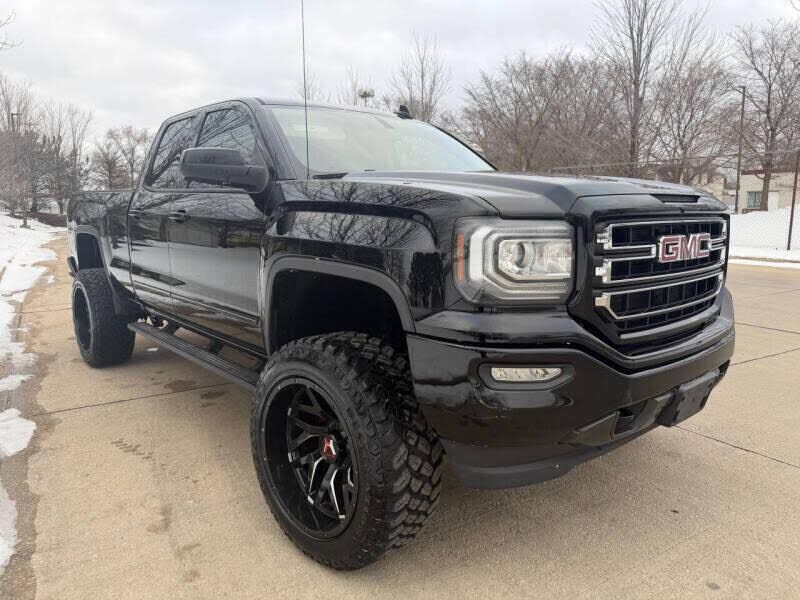 2017 GMC Sierra