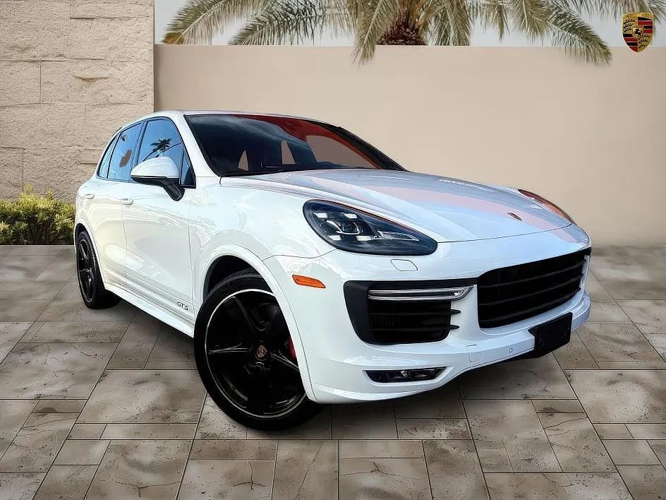 2016 PORSCHE Cayenne