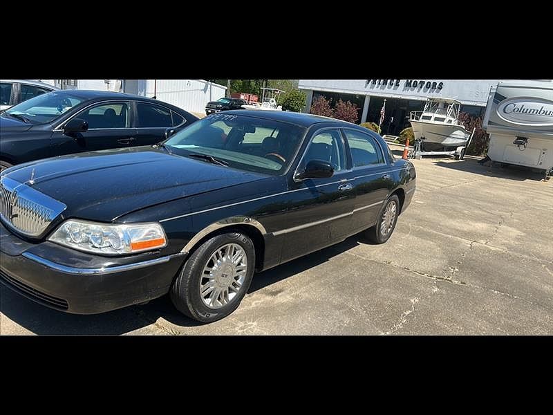 2007 LINCOLN Town Car