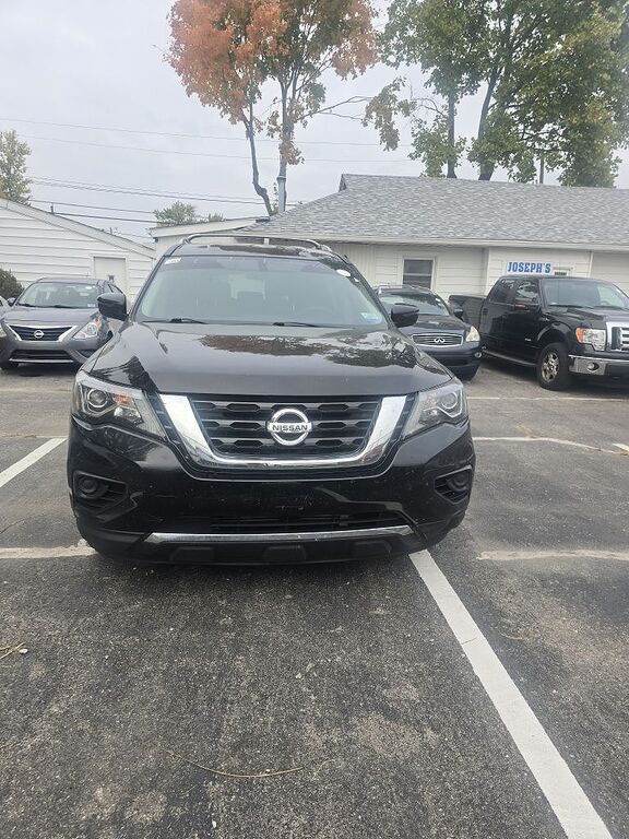2019 NISSAN Pathfinder