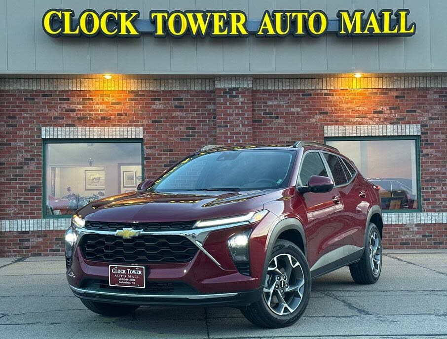 2025 CHEVROLET Trax