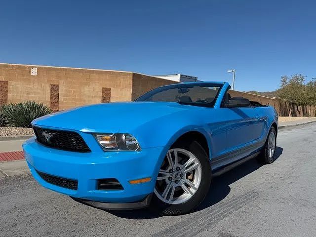 2011 FORD Mustang