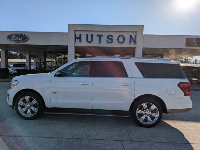 2022 FORD Expedition