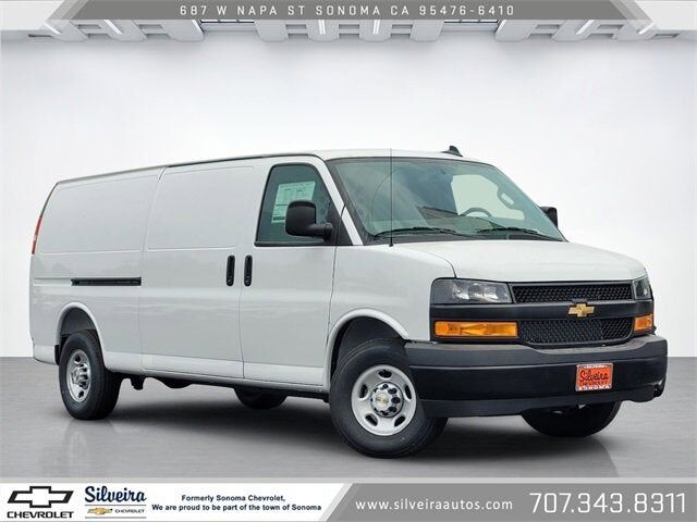 2025 CHEVROLET Express