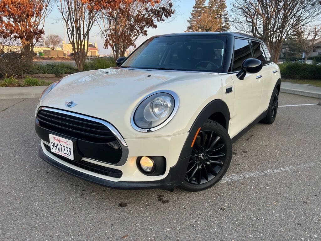2017 MINI Clubman