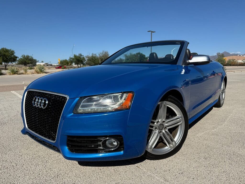 2011 AUDI S5