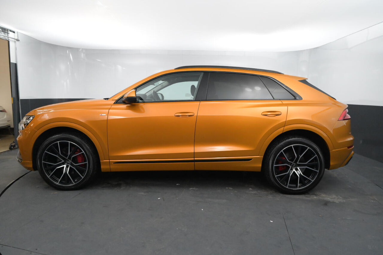2021 Audi Q8