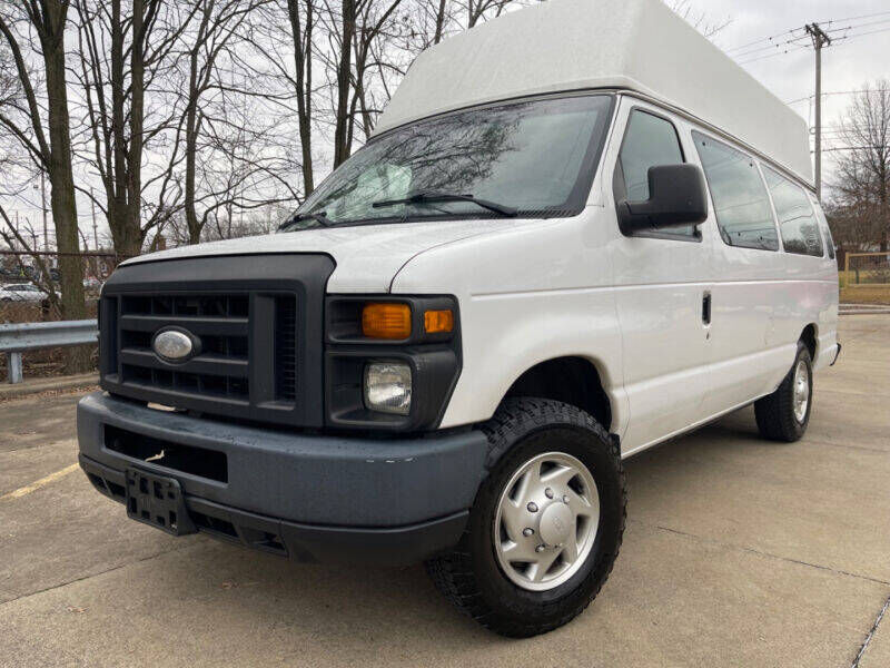 2014 FORD E-250