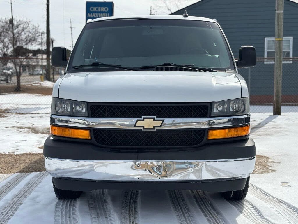 2019 CHEVROLET Express