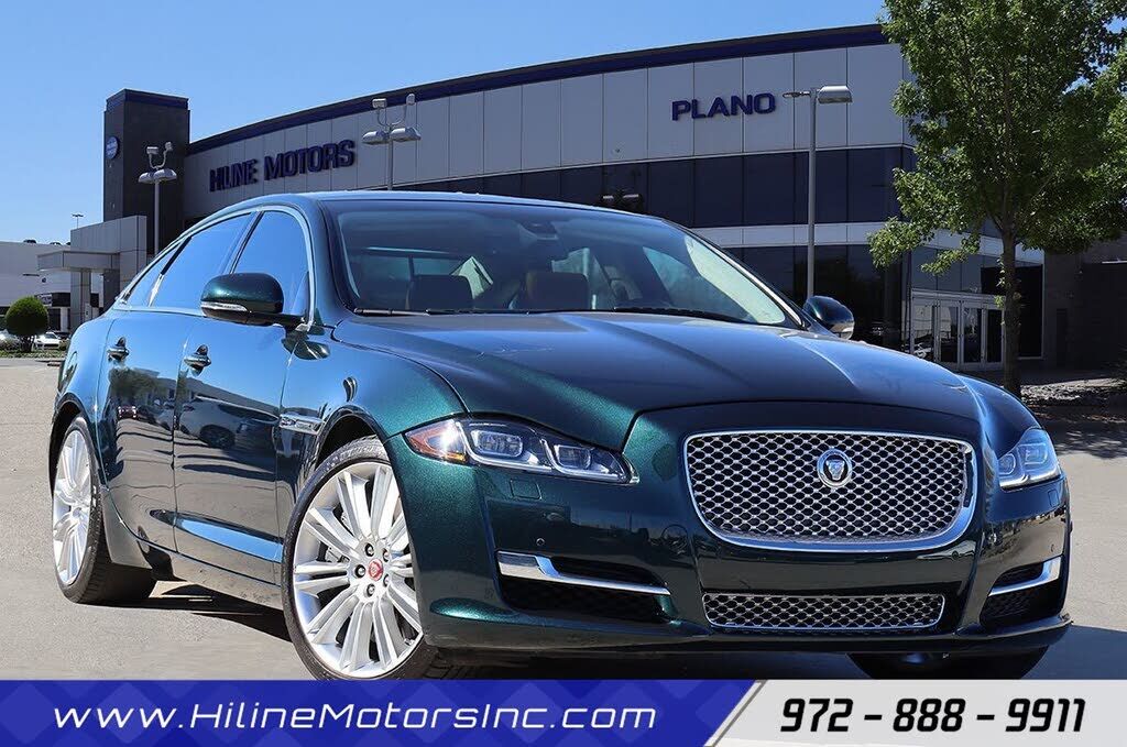 2016 JAGUAR XJ