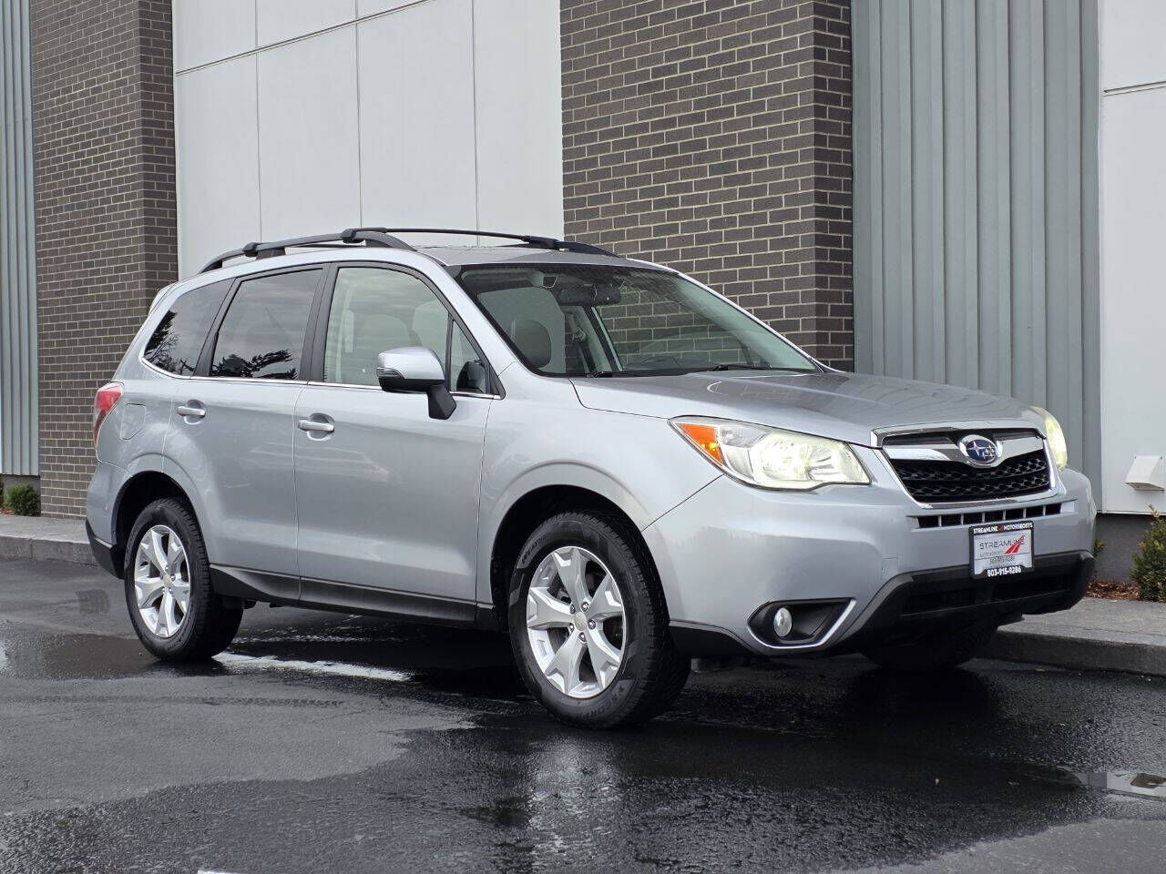 2014 SUBARU Forester