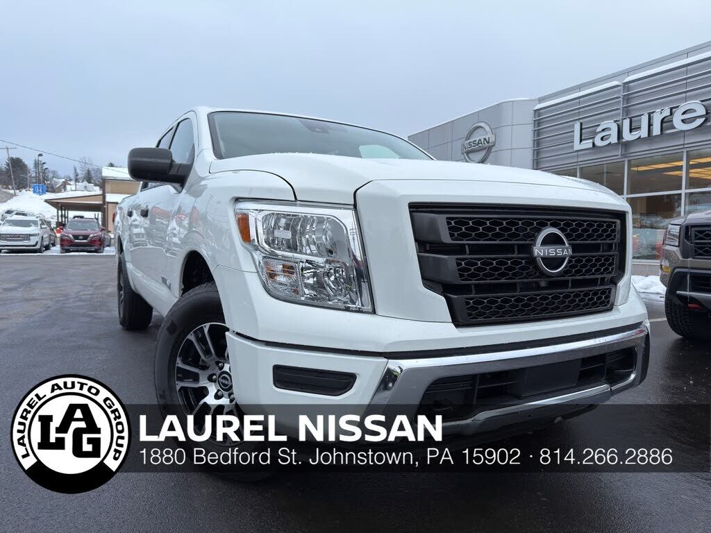 2024 NISSAN Titan