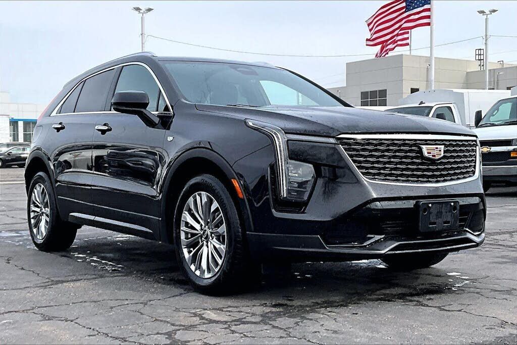 2024 CADILLAC XT4