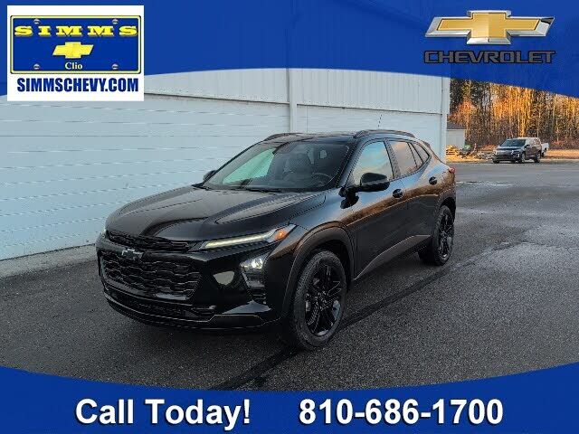 2025 CHEVROLET Trax