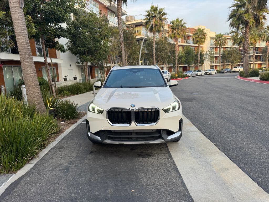 2023 BMW X1