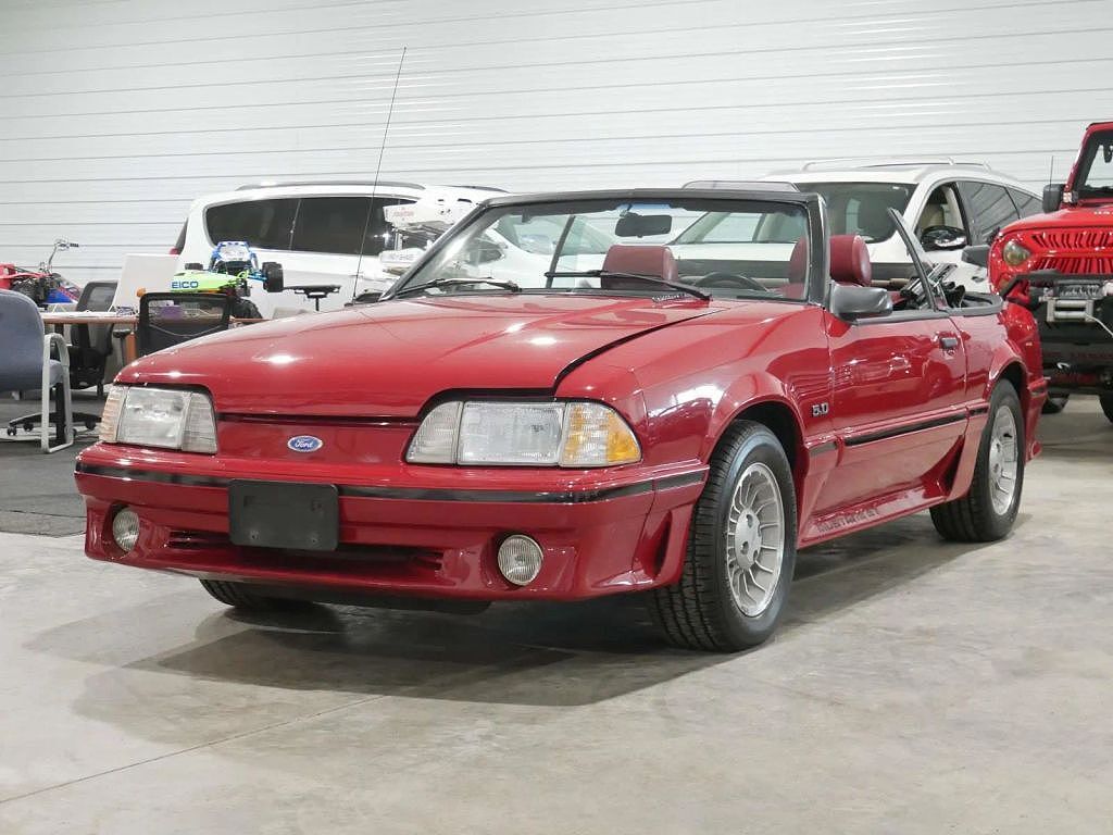 1987 FORD Mustang