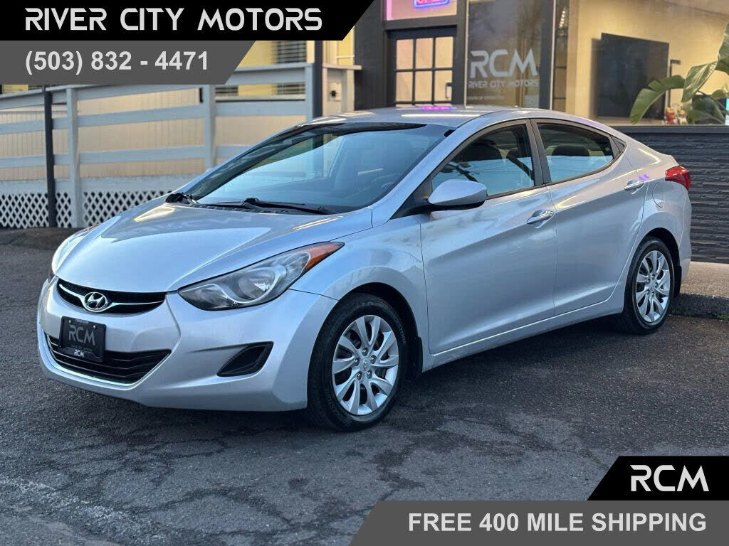 2012 HYUNDAI Elantra