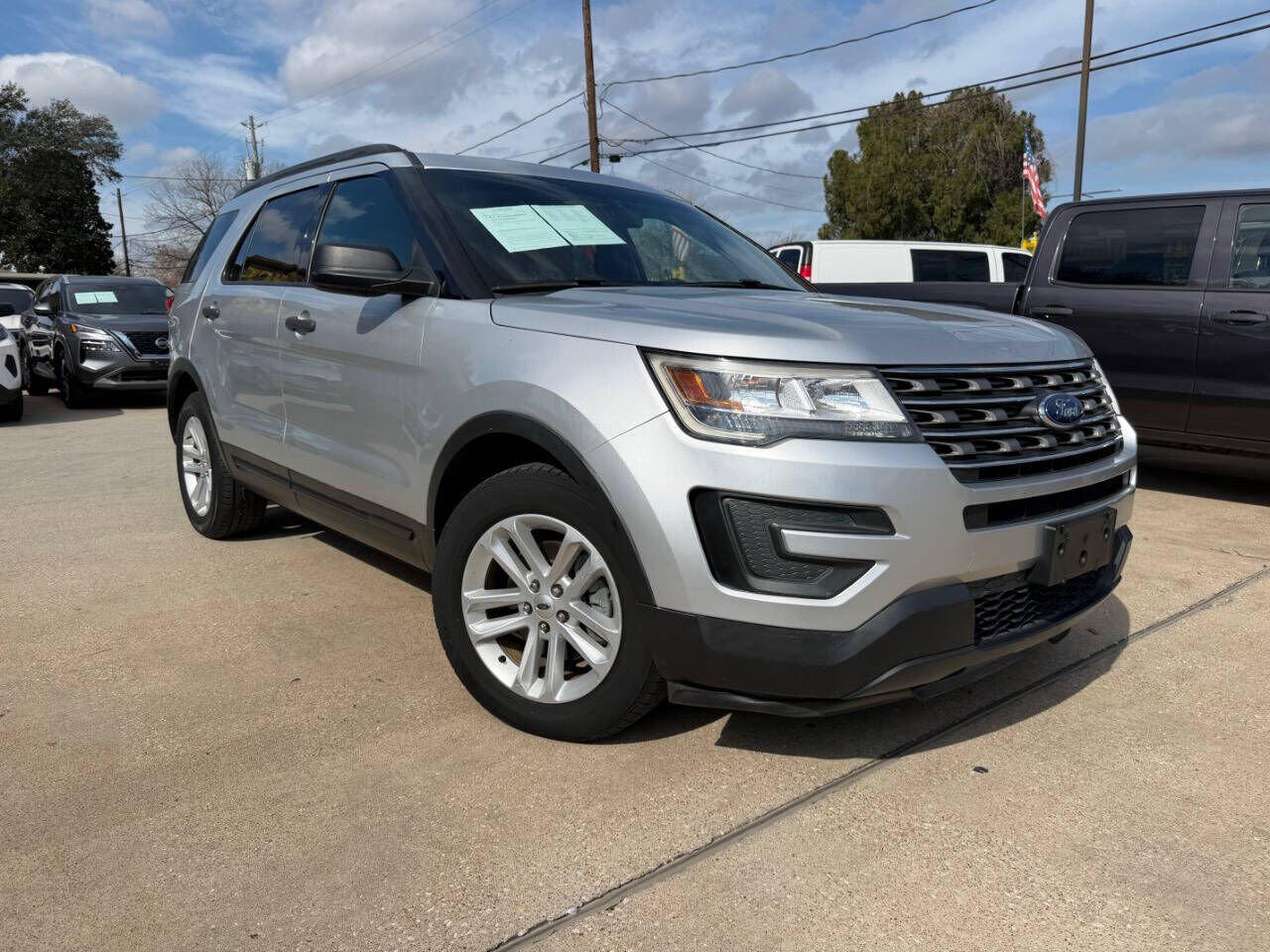 2017 FORD Explorer